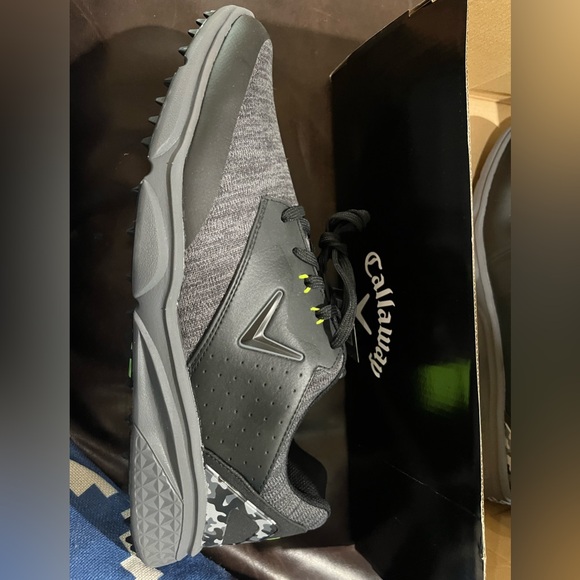 Brand new! Still in box. Callaway golfing shoes. $84.96 on Amazon - Picture 5 of 5